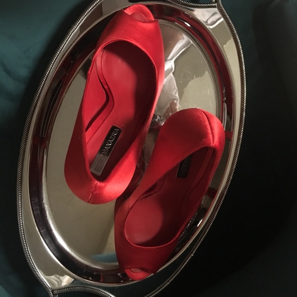 BCBG MAXAZRIA Red Ma-dalton Heel - Picture 3 of 6